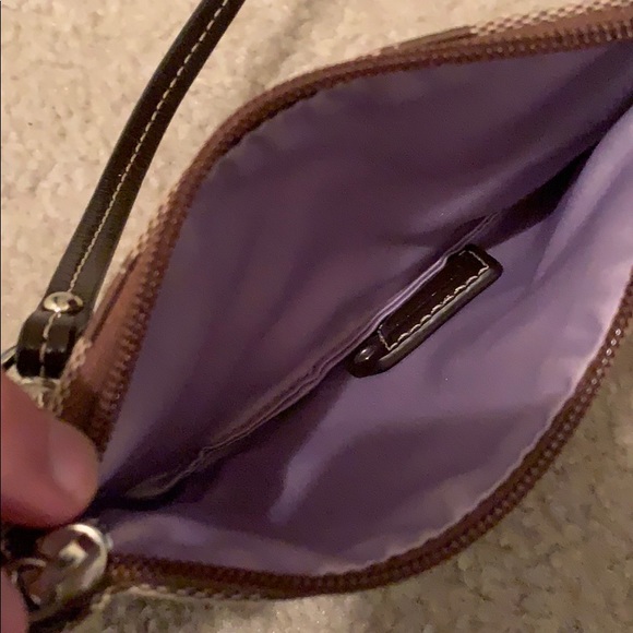 Coach Wristlet (perfect, unused condition) - Picture 4 of 5